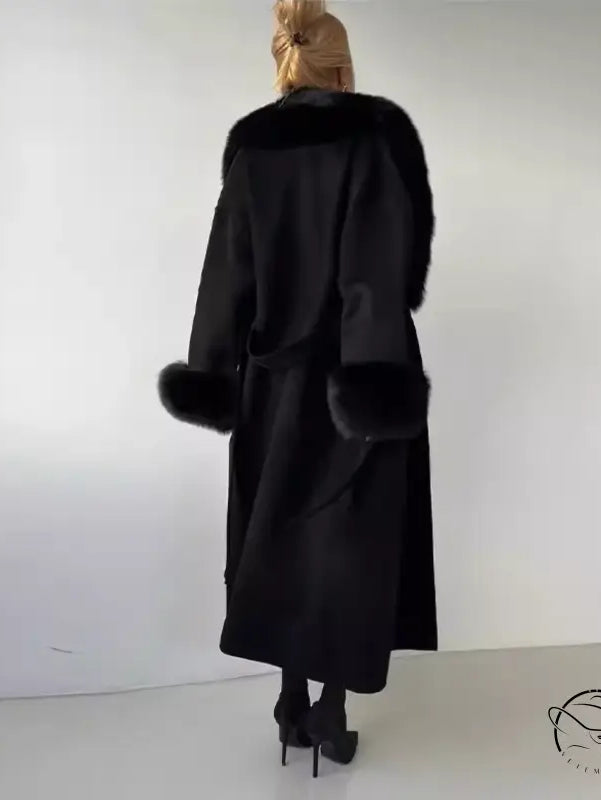 Langry fashion big fur collar belt woolen coat in black fur-trimmed design