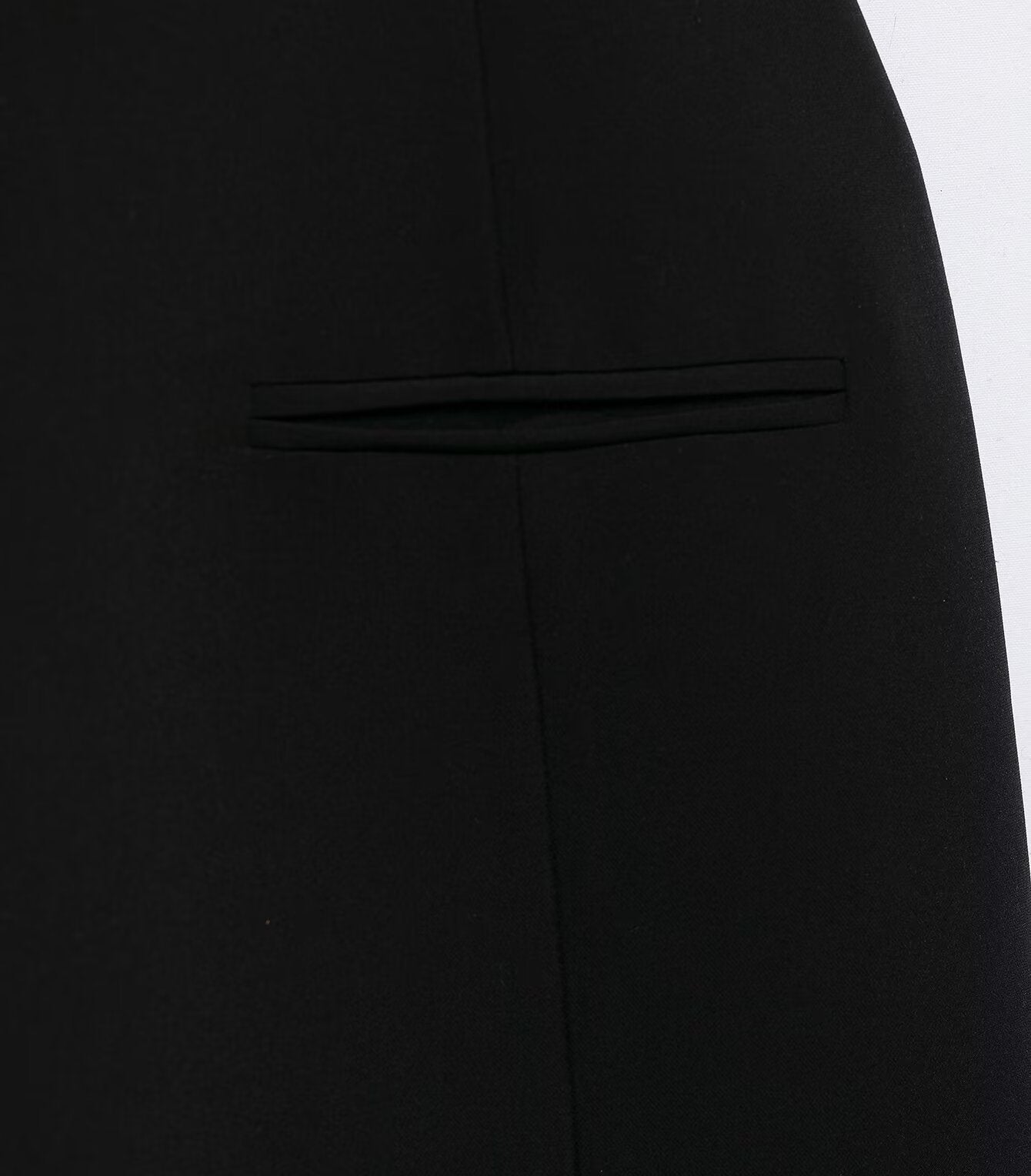 Langry fashion black tailored coat with single welt pocket in enchanting dress