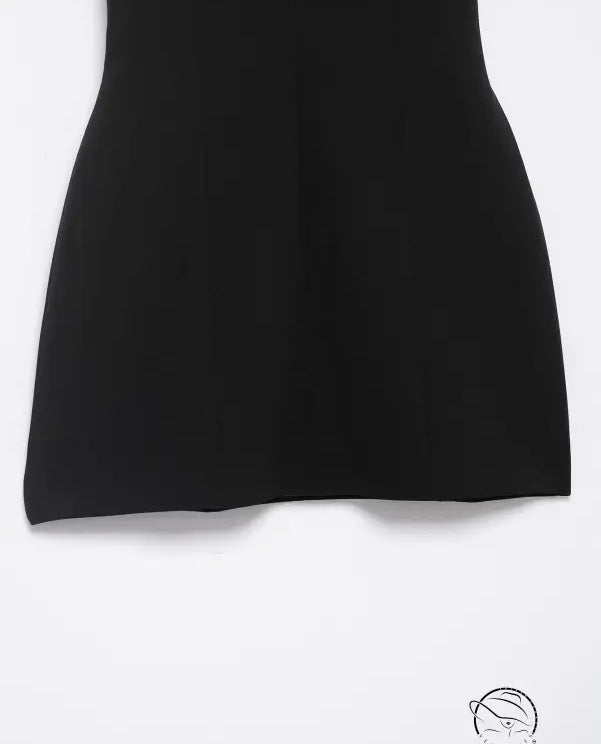 Black enchanting short pleated pocket dress with sleek skirt
