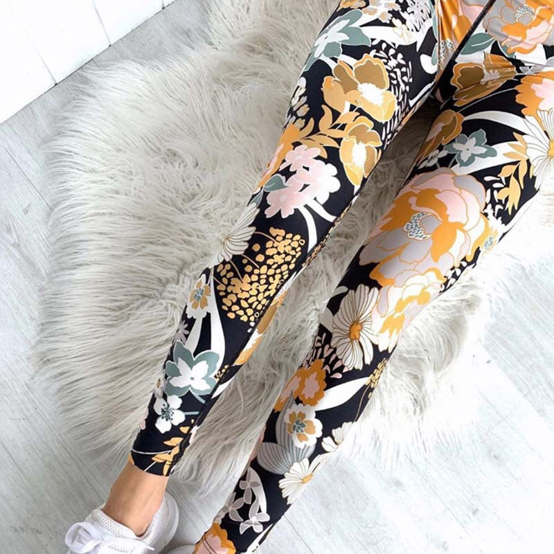 Floral patterned leggings from the COMFY VEST YOGA SET, perfect for vest yoga workouts