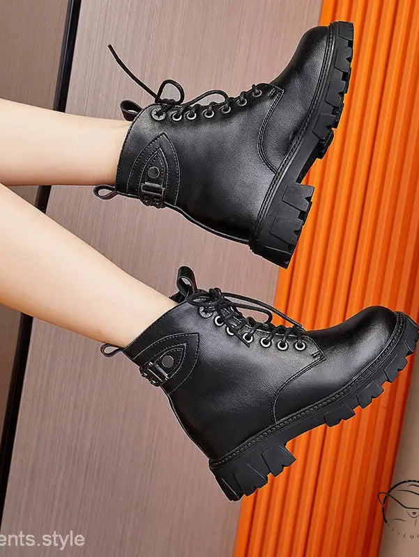 FASHIONABLE LEATHER BOOTS-VETEMENTS