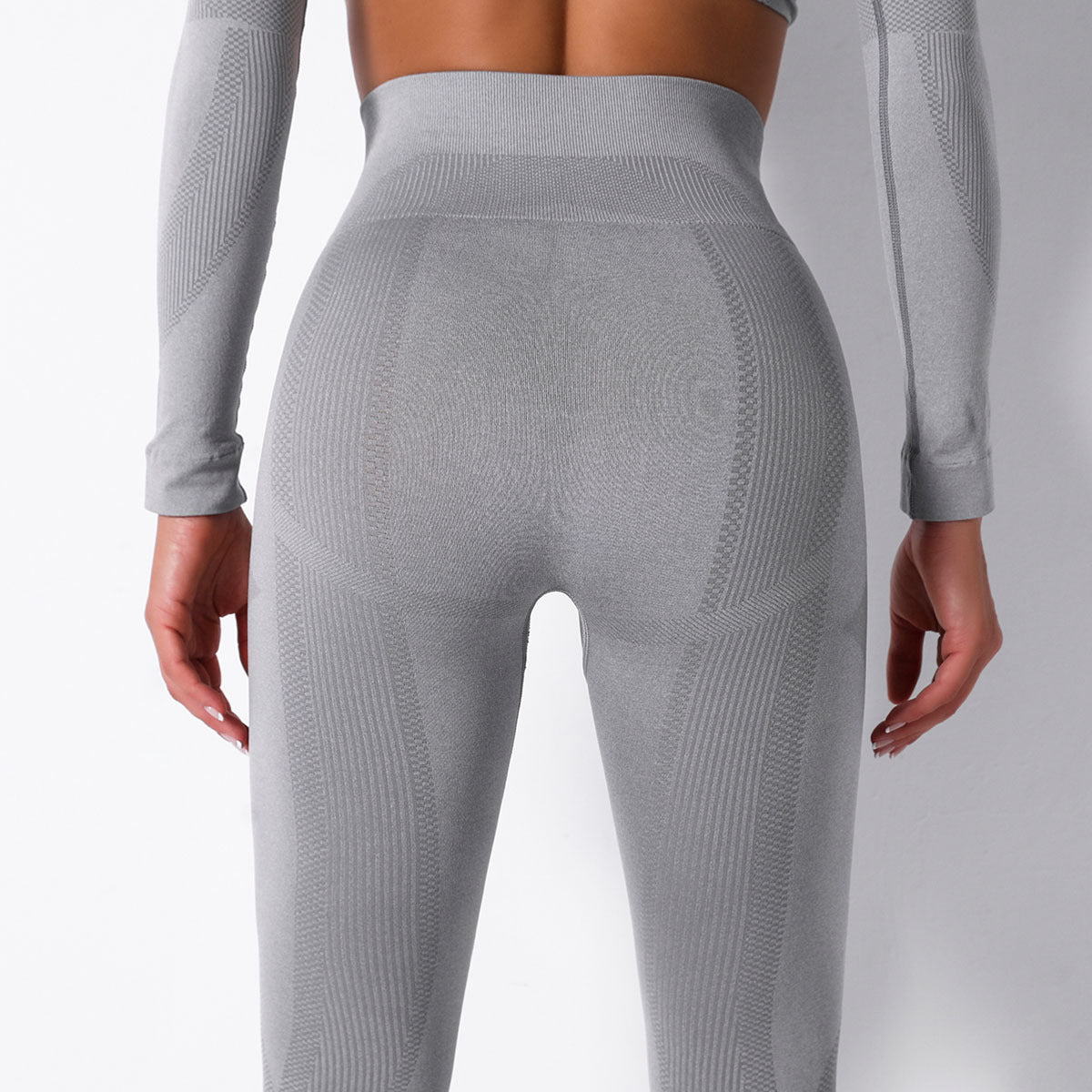 Gray seamless athletic leggings from Bodybuilding Seamless Yoga Pants collection for modern fashion