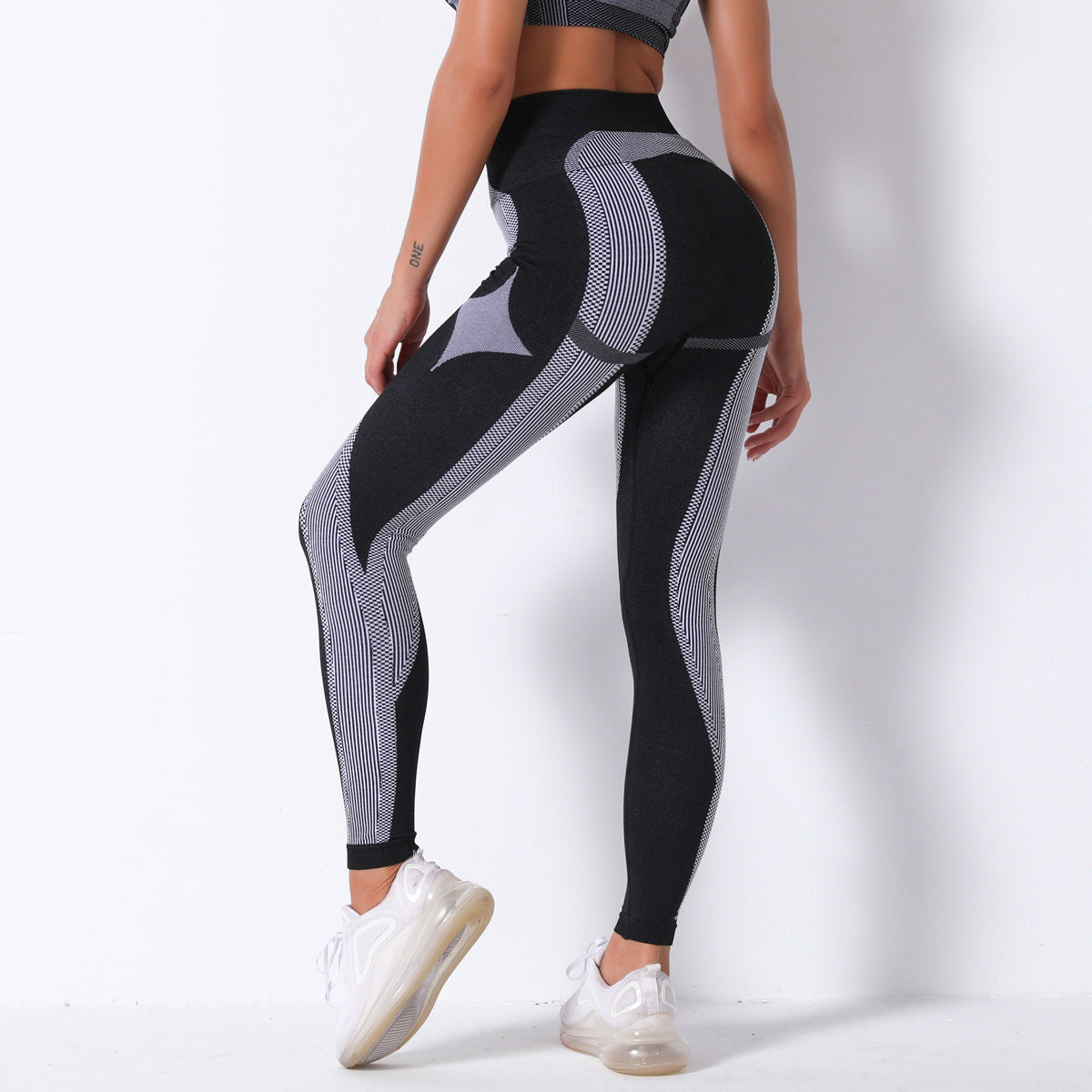 Seamless Stripes Yoga Pants