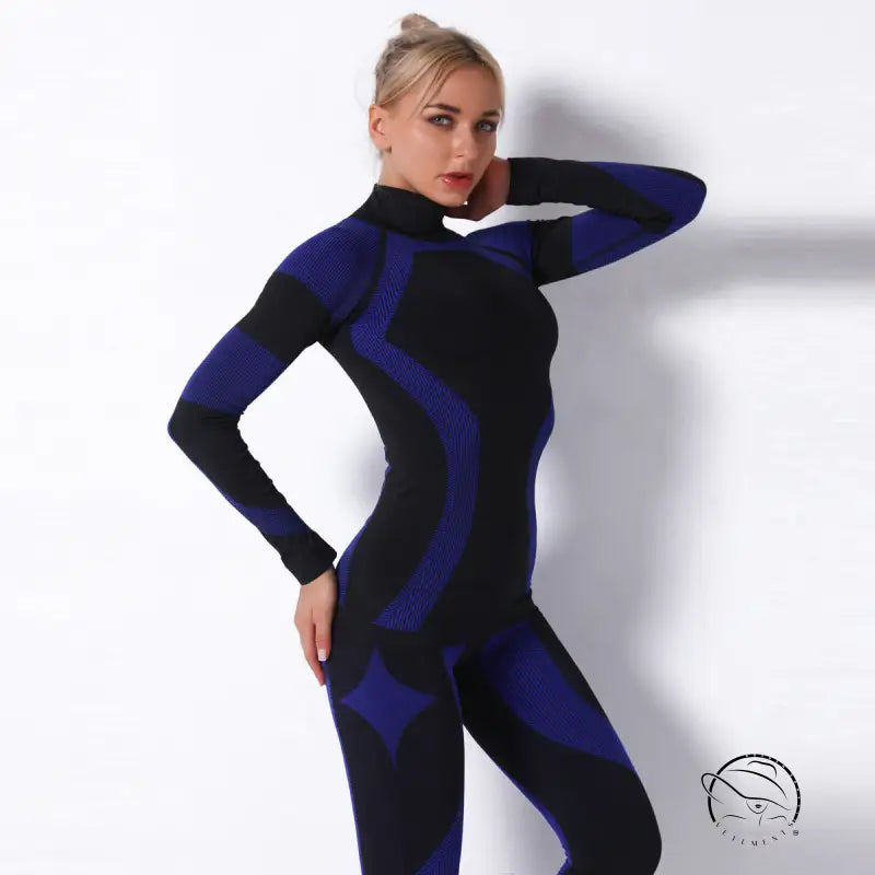 Seamless knitted turtleneck yoga top in black and blue geometric pattern