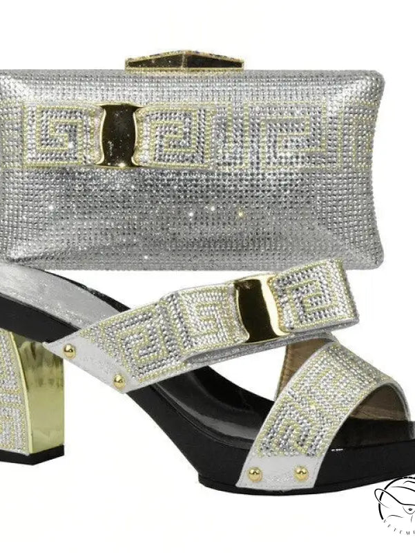 SHOE WITH MATCHING BAG SET-VETEMENTS