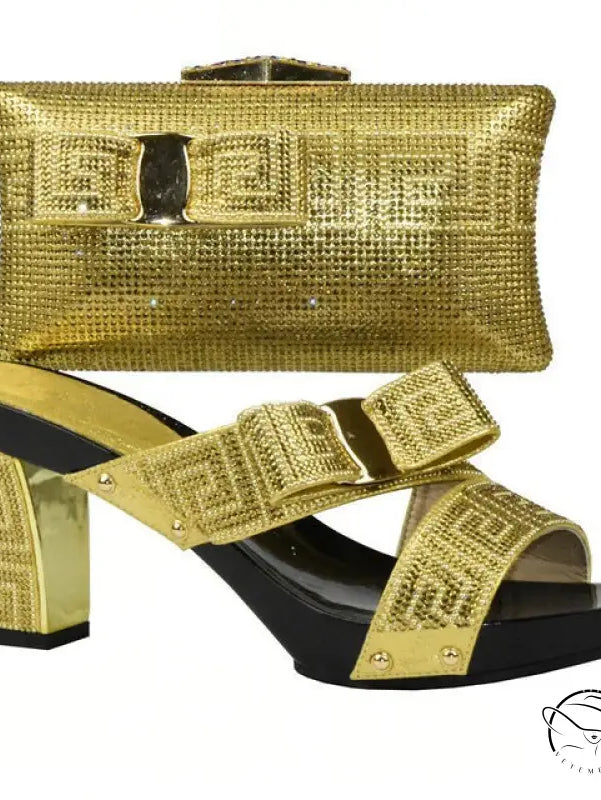 SHOE WITH MATCHING BAG SET-VETEMENTS