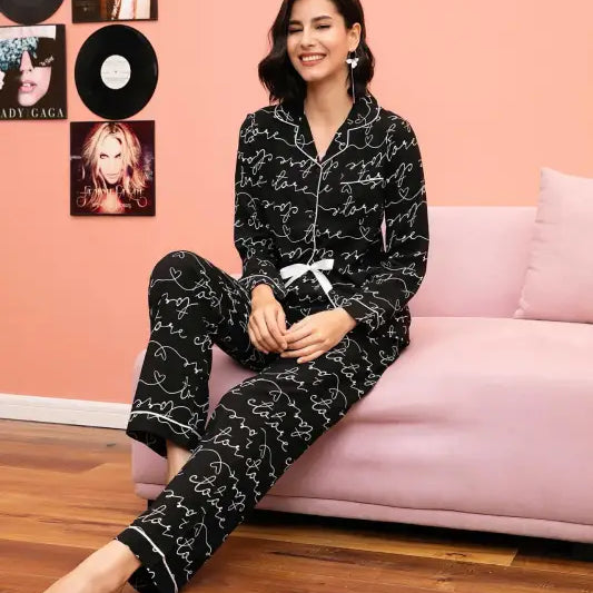 Langry fashion black and white script print pajama set with drawstring waistband