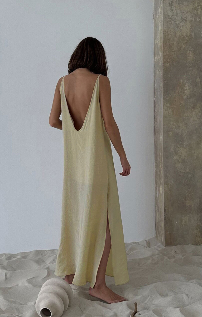 Cream-colored linen Langry fashion pajamas dress with back cutout and slit