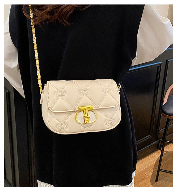 Classic Rhombus Embroidered Line Shoulder Bag