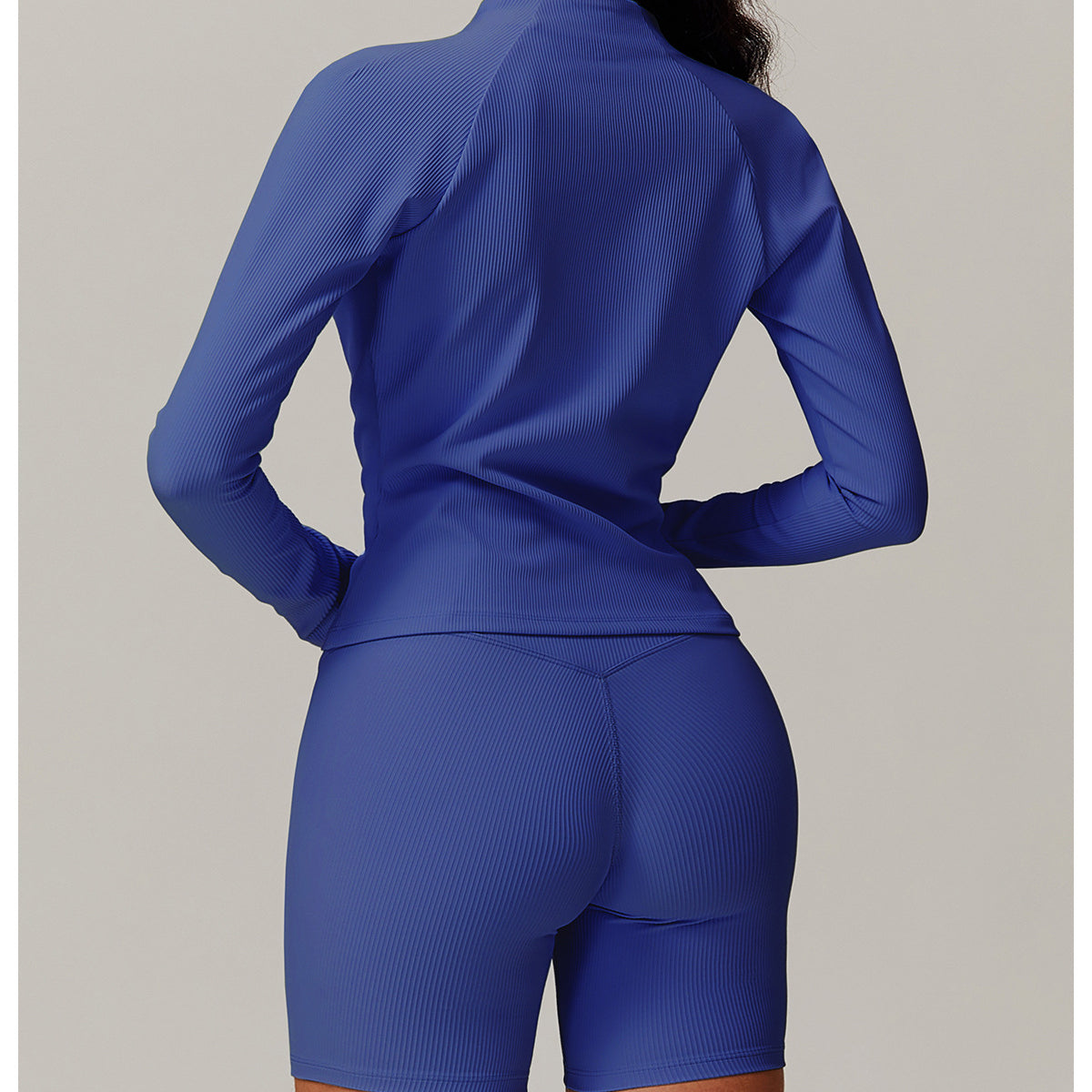 Royal blue langry workout set with long-sleeve top and fitted shorts for casual running fashion