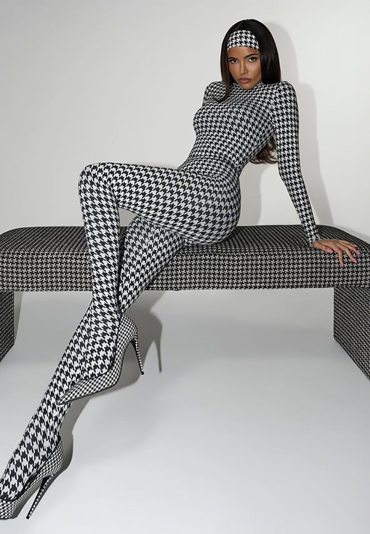 Langry fashion black and white houndstooth bodysuit with high heels