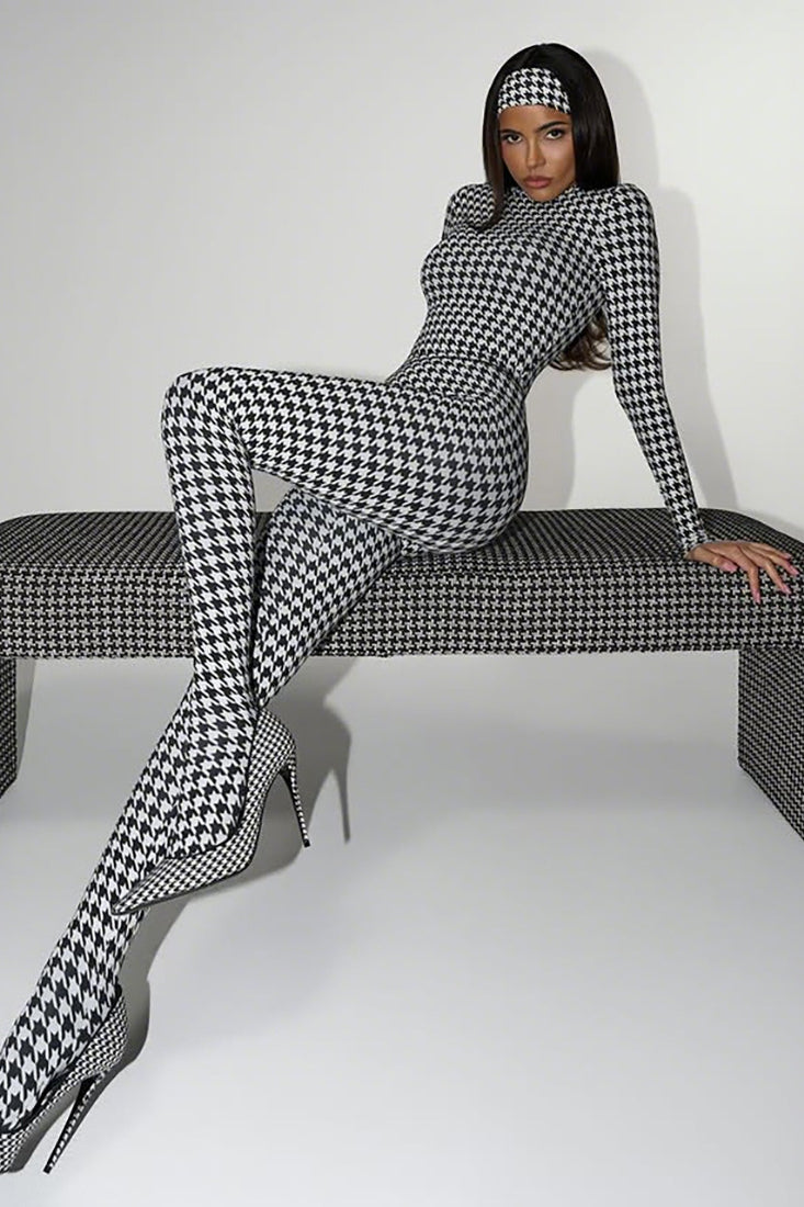 Langry fashion black and white houndstooth bodysuit with high heels