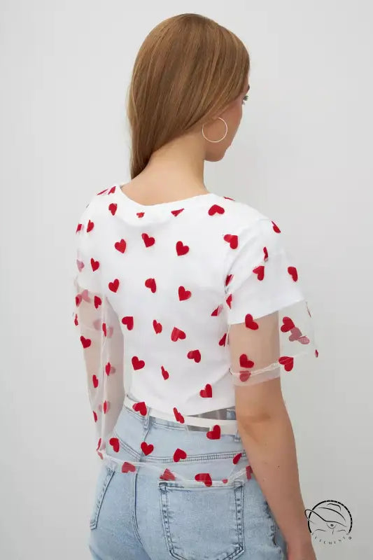 Elegant faux cotton short top with red heart pattern