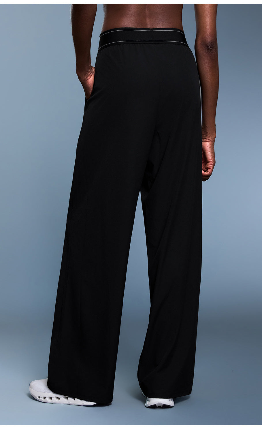 Black langry fashion sweatpants with elastic waistband