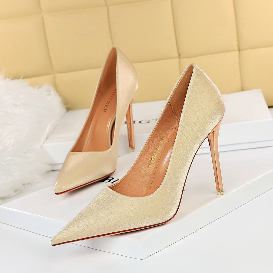 Slimming Low Cut Pointed High Heels