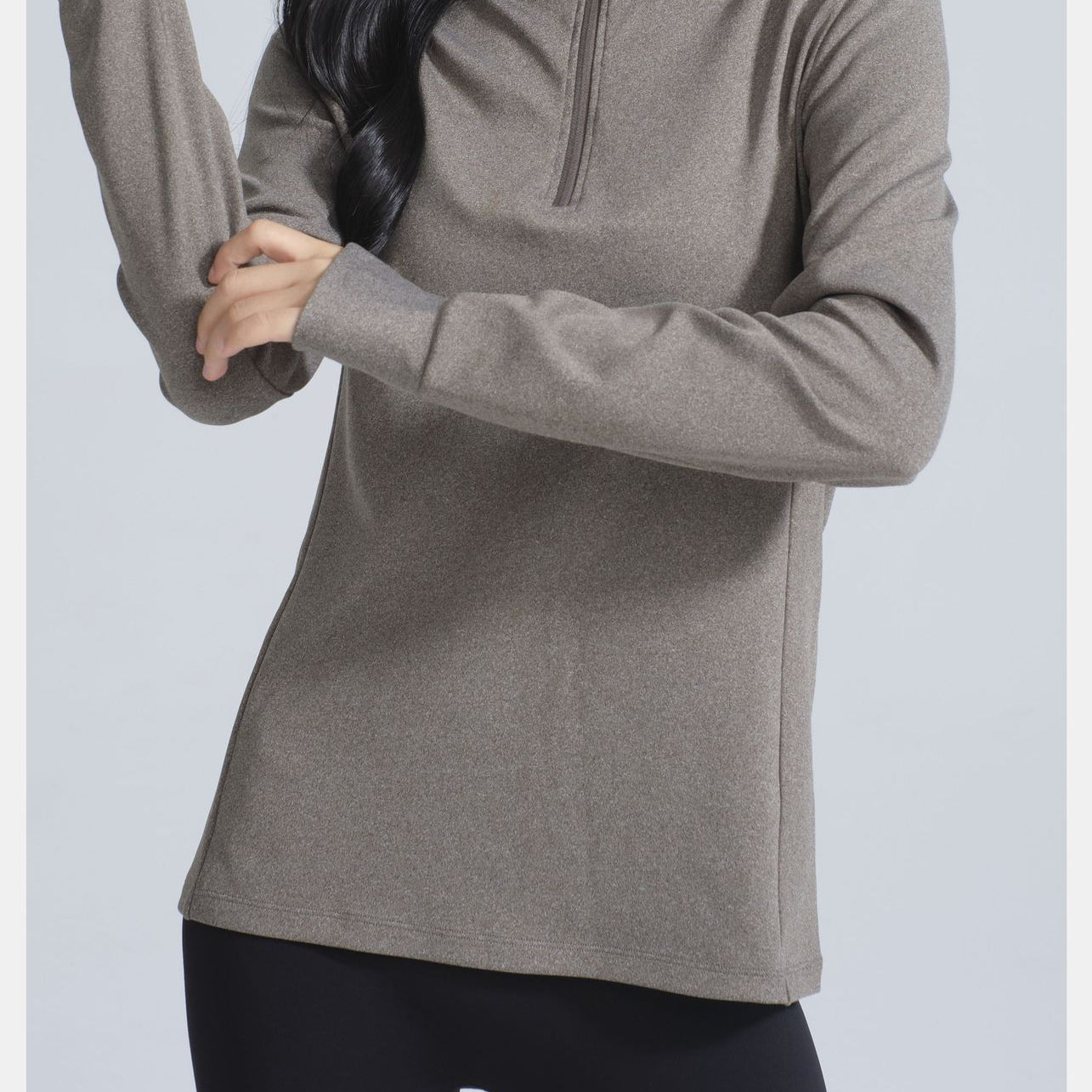 Winter Thermal Velvet Long Sleeved Yoga Jacket in taupe or olive-brown for stylish ملابس