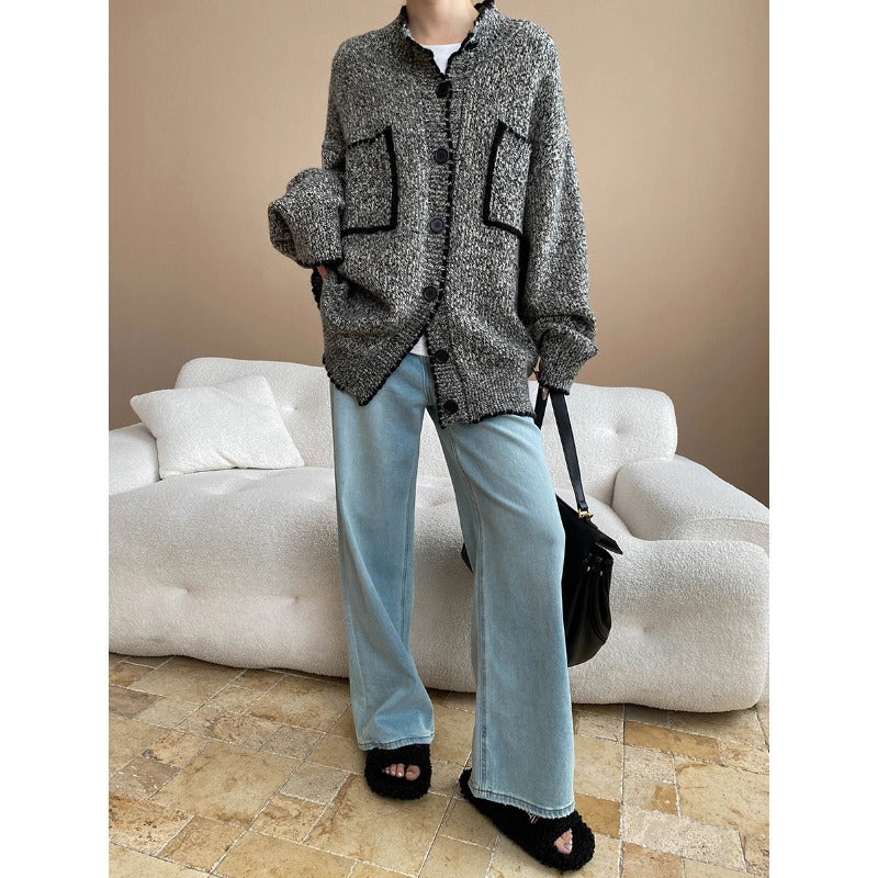 Fashionable double pocket loose knitted sweater coat with tweed jacket, jeans, sandals