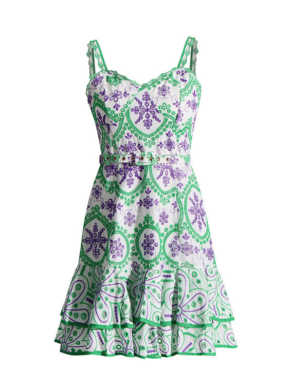 Sleeveless summer dress with green and purple floral print in fashionable design