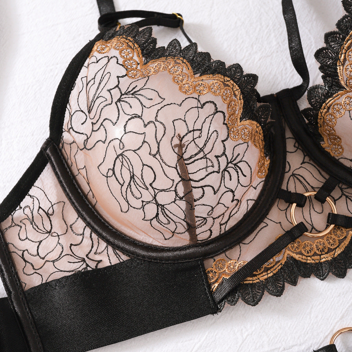 Complex Craft black lace lingerie set with floral embroidery, gold trim, see-through bra, high-quality fashion underwear, five-piece ملابس