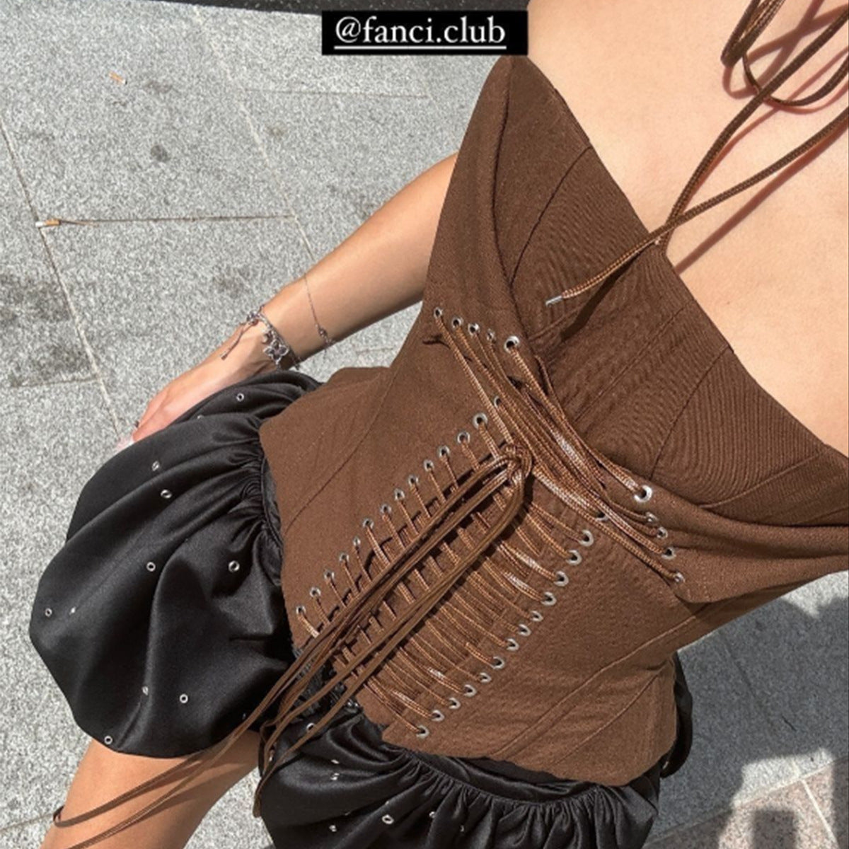 Elegant advanced design boning corset in brown lace-up top with eyelet details