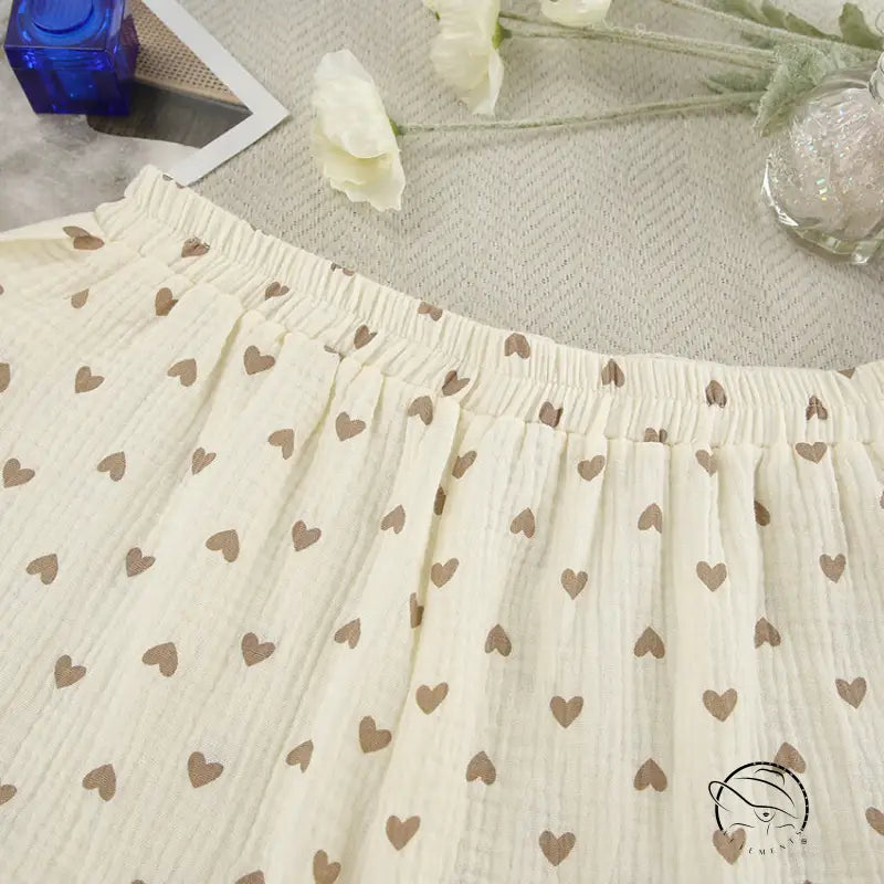 Summer cotton linen heart print pleated slit shorts in cream