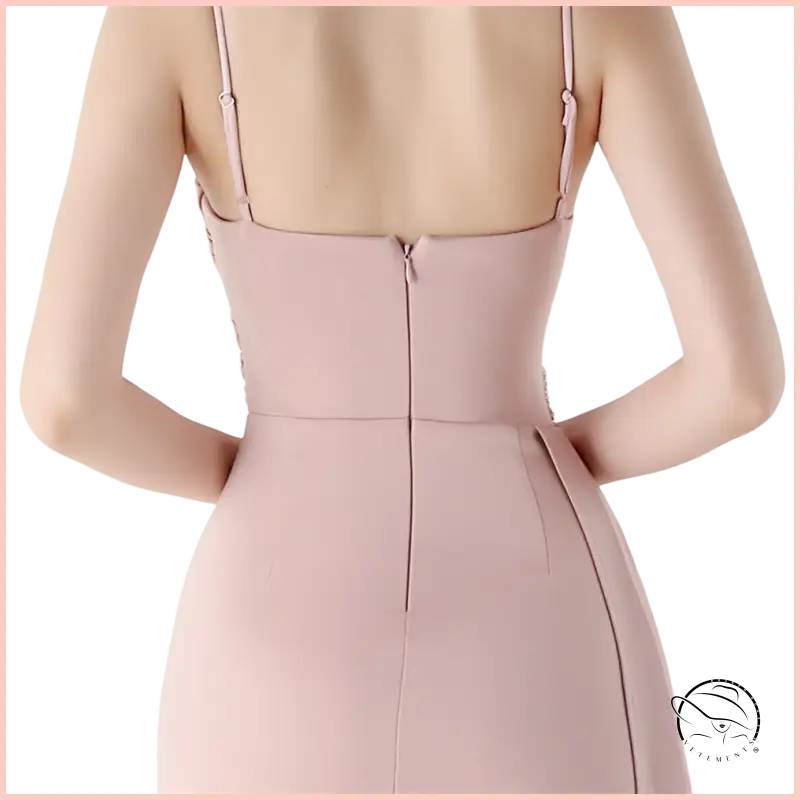 Elegant blush-pink satin langry evening dress with high slit