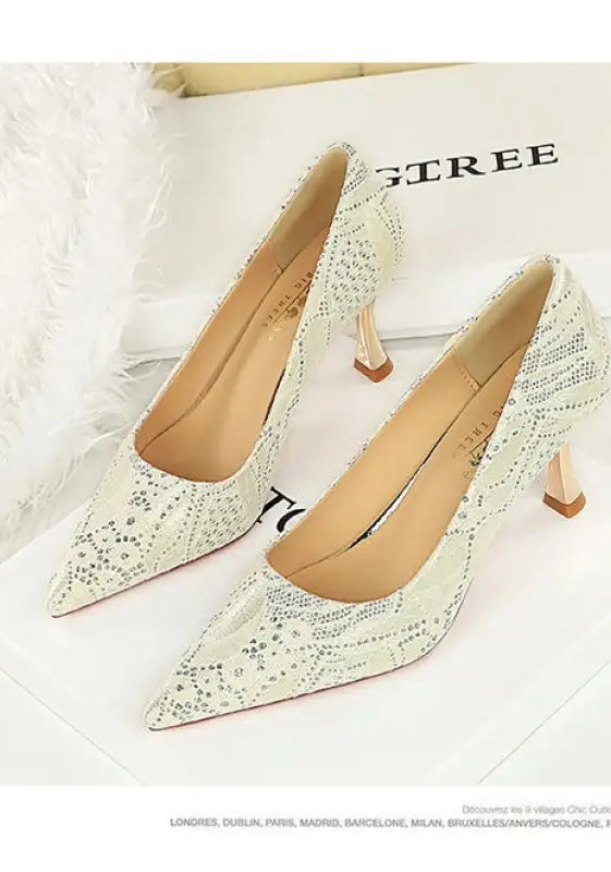 Elegant white lace high heel shoe in Langry fashion style