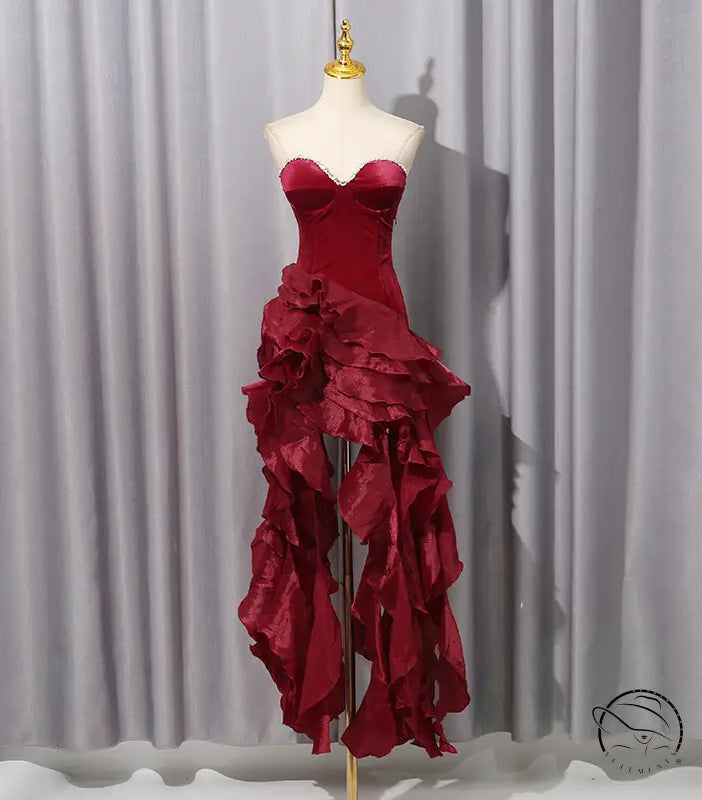 Enchanting red ruffled short evening dress in langry fashion ملابس