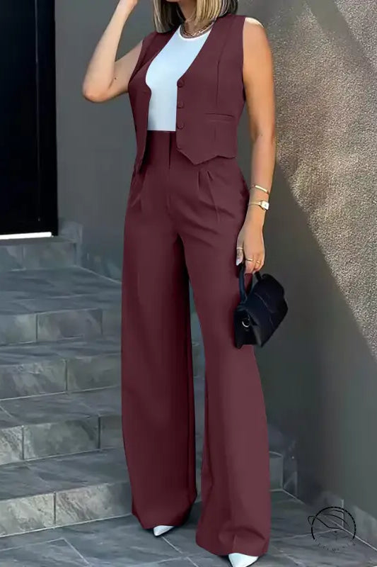 Elegant vest jacket with wide leg pants in burgundy suit set