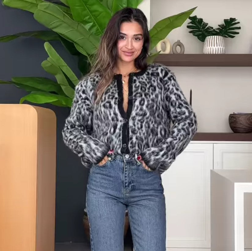 Woman modeling Casual Leopard Print Knitted Sweater with regular sleeve for trendy fashion