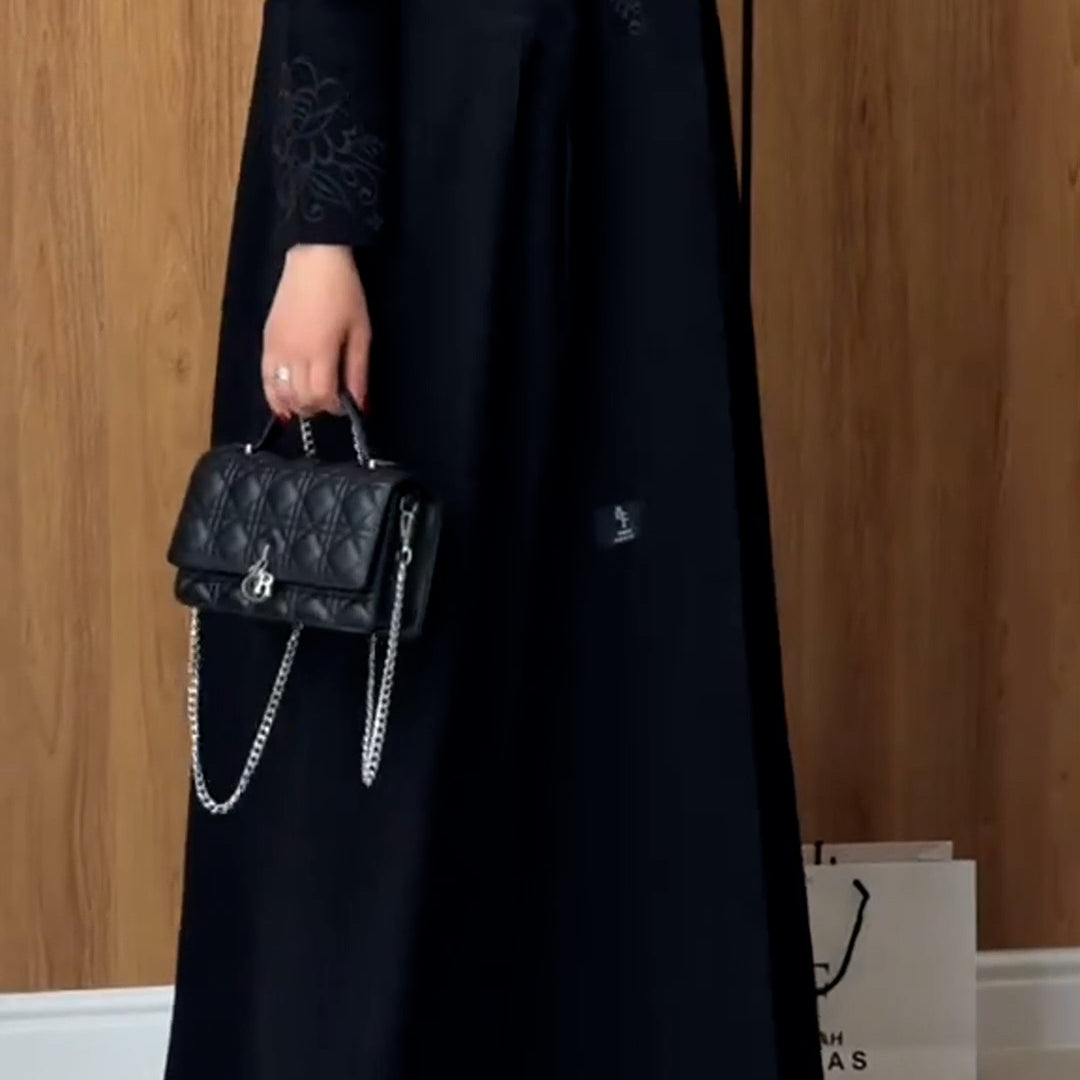 Graceful Embroidery Mid Length Robe Trench Coat