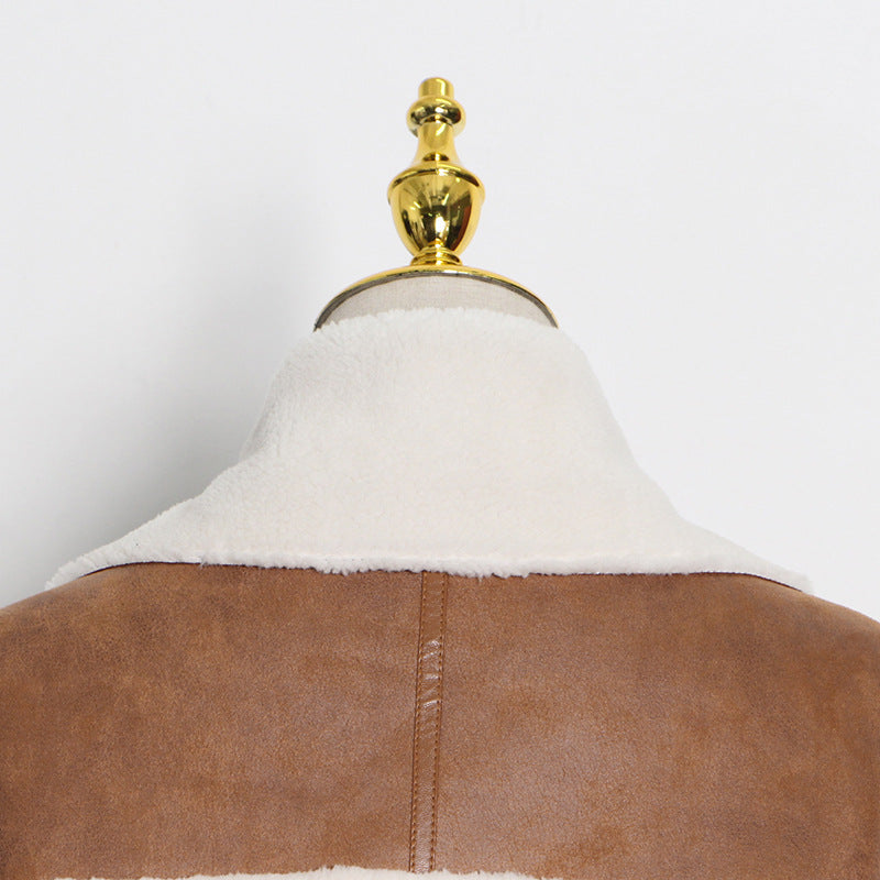 Brown lamb wool coat for women with white fur collar, stylish autumn fashion ملابس