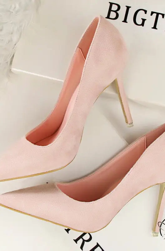 Pink simple stiletto high-heeled pumps with gold accents and pointed toes