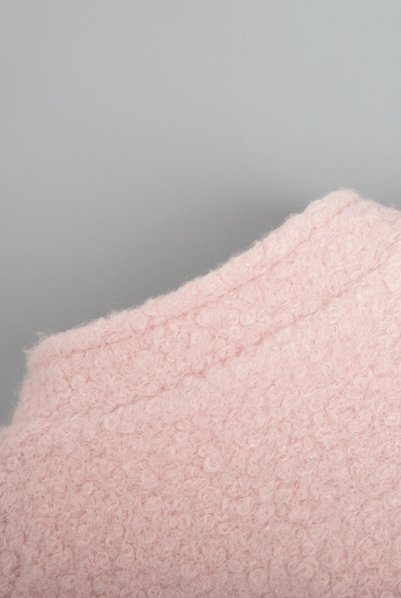 Pink short furry sweater neckline detail in the Pink Short Furry Coat product image