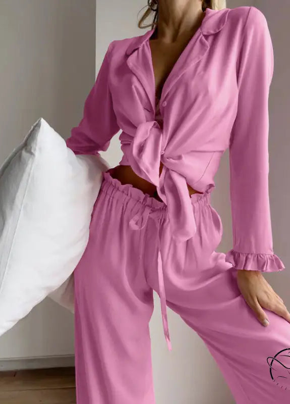 Casual loose comfortable langry fashion pajamas in soft pink satin with ruffles