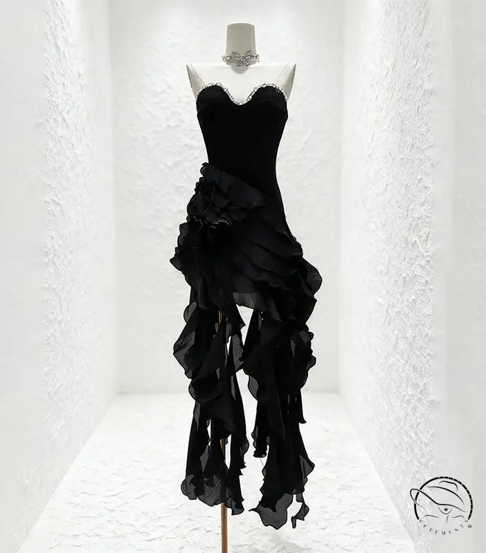 Langry enchanting red ruffled short evening fashion dress with fitted bodice