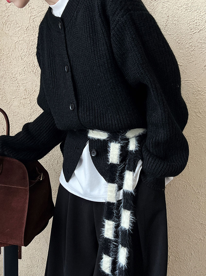Black knit cardigan with checkered scarf, regular sleeve, langry fashion style