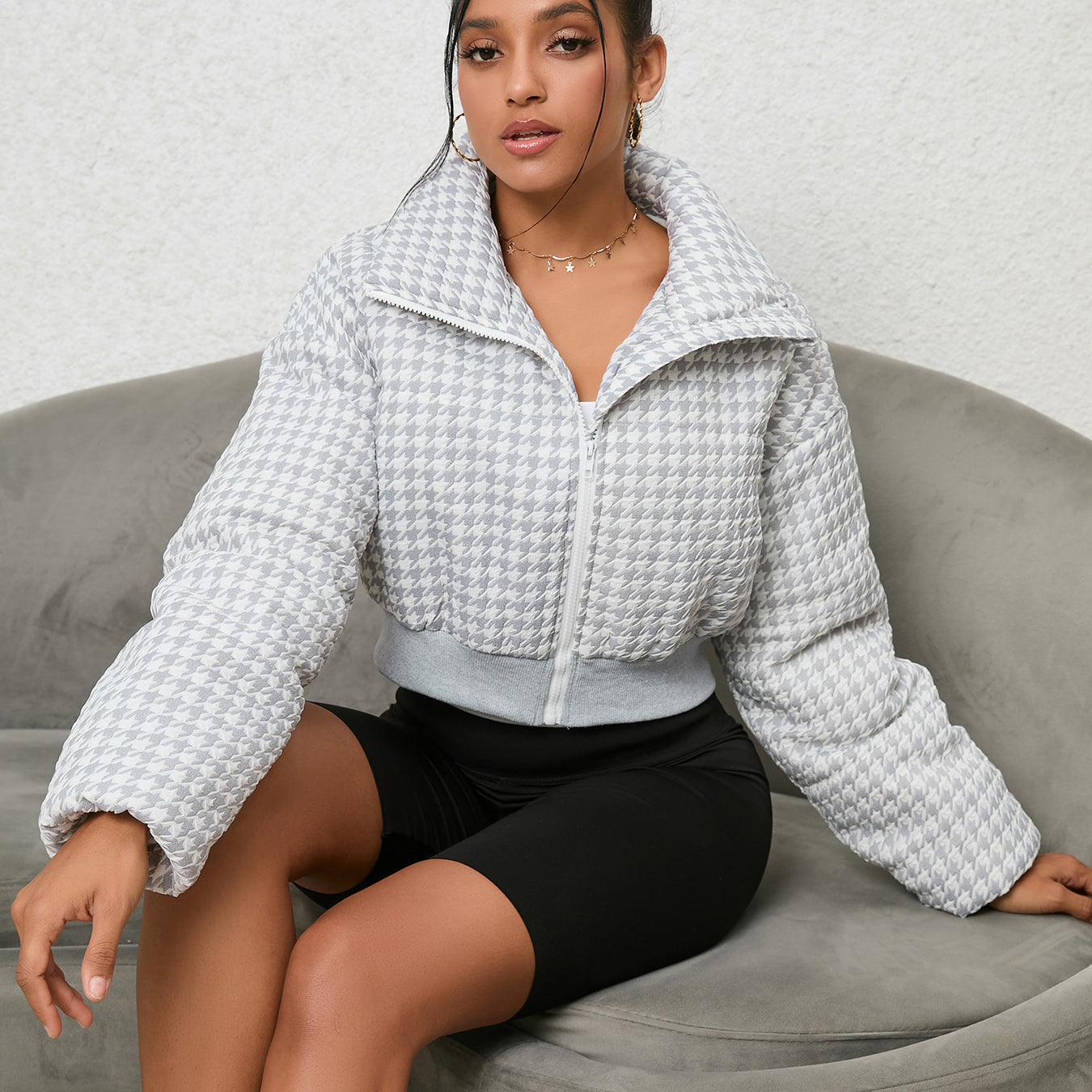 Houndstooth cropped puffer jacket from Langry, stylish ملابس for cold weather