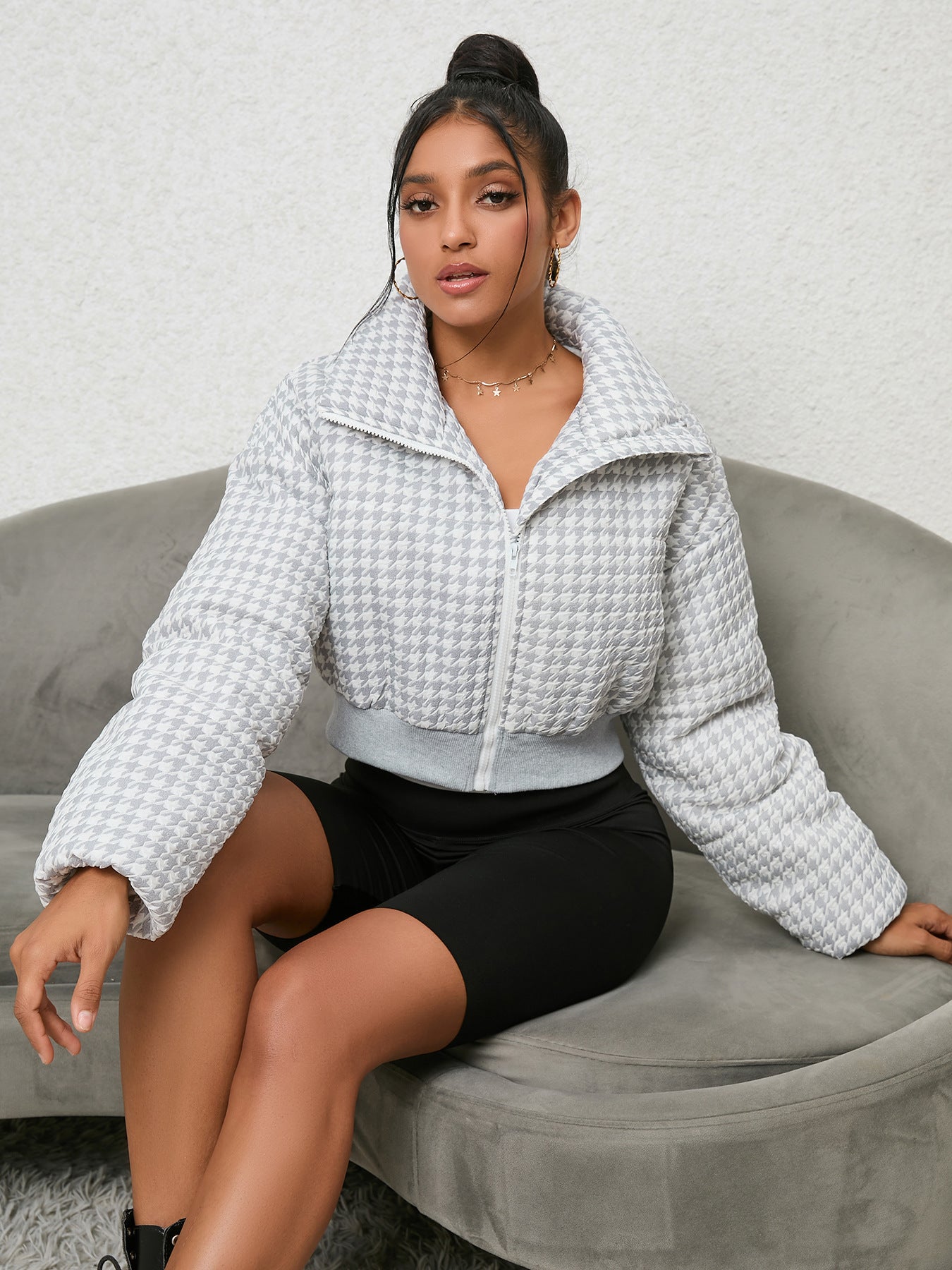 Houndstooth cropped puffer jacket from Langry, stylish ملابس for cold weather