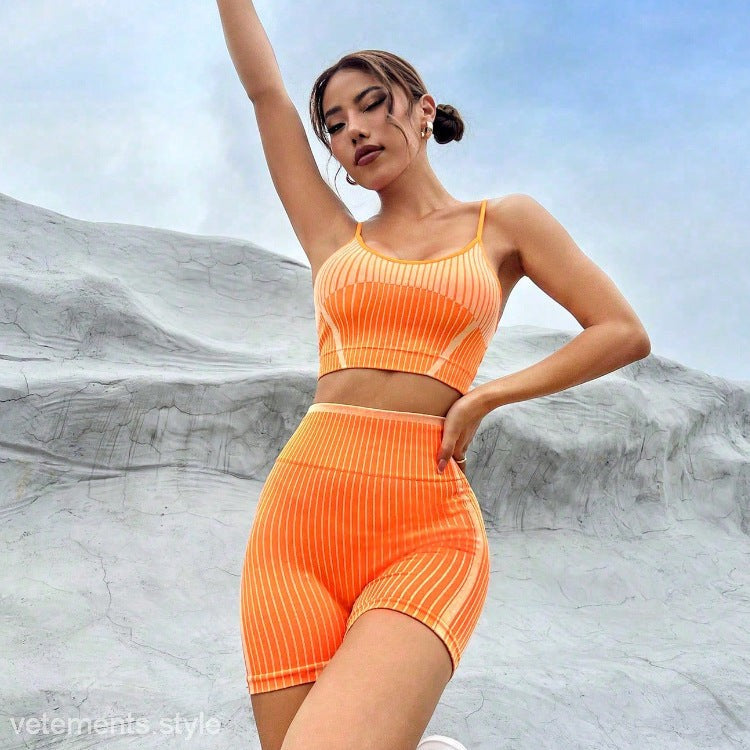 Orange ribbed workout set designed for an effective bum lift workout and high waist support