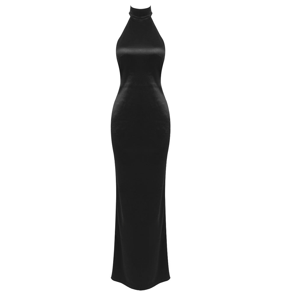 Elegant sleeveless black halter dress in silk satin, perfect for fashion and ملابس enthusiasts