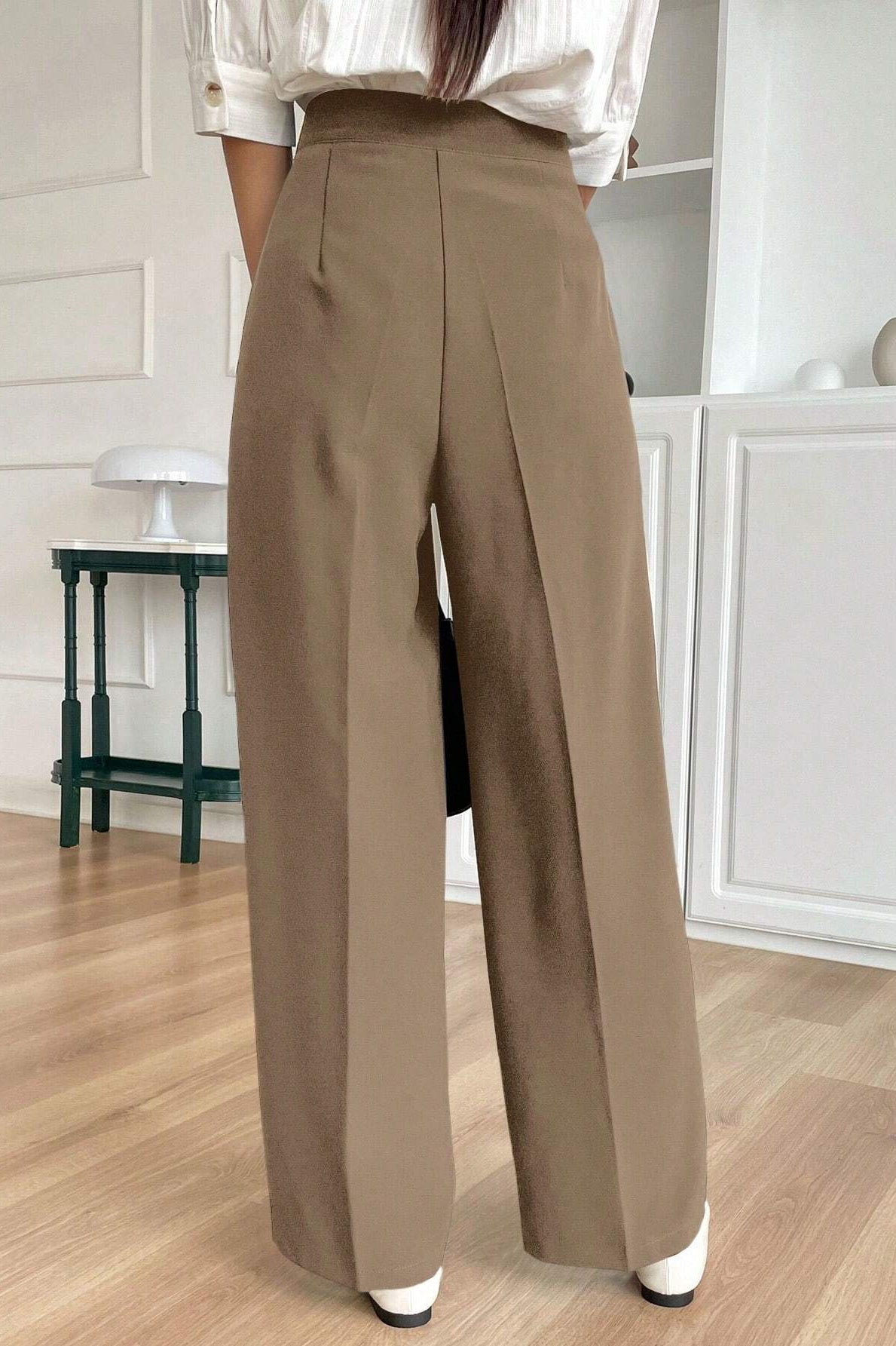 Langry beige high-waisted wide-leg fashion pants, slimming straight design