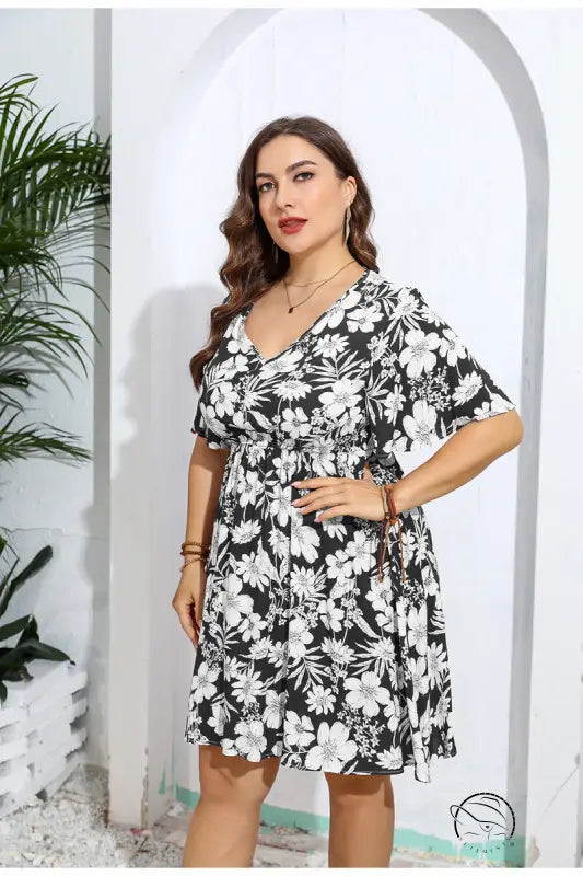 Black and white floral casual V neck loose dress with short sleeves
