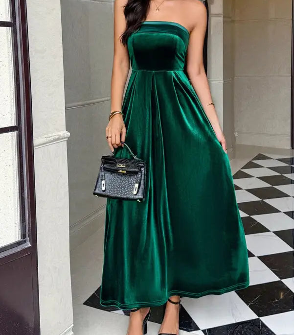 Elegant emerald green strapless velvet maxi dress in langry fashion