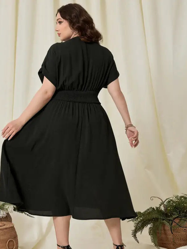 Black short-sleeve midi vacation high waist A-line dress with shirred elastic waist