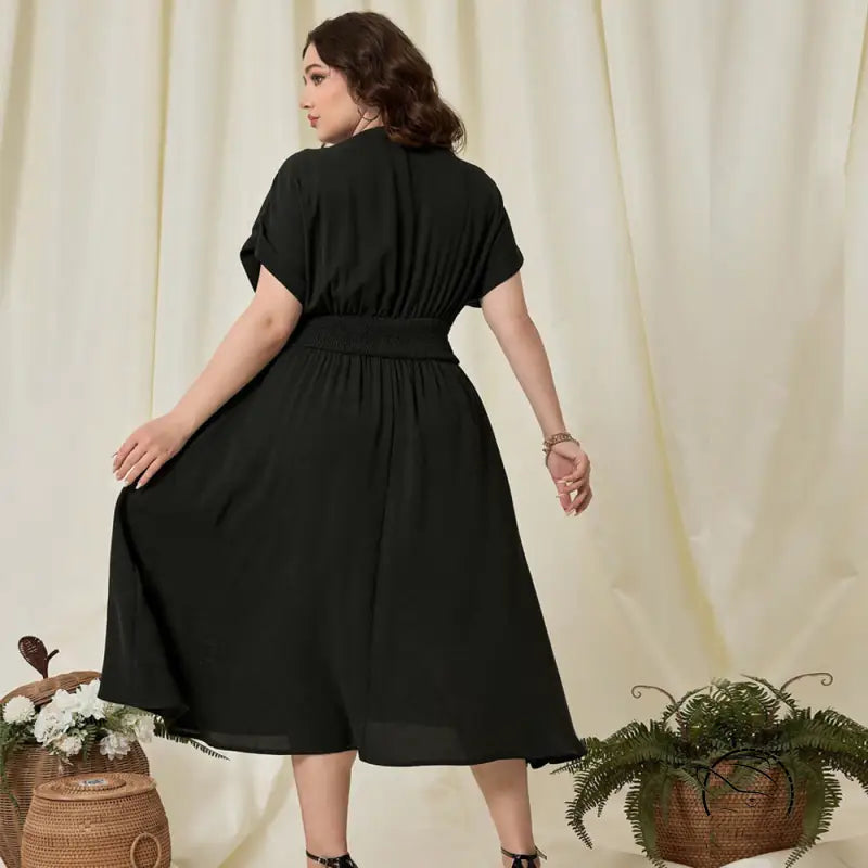 Black short-sleeve midi vacation high waist A-line dress with shirred elastic waist