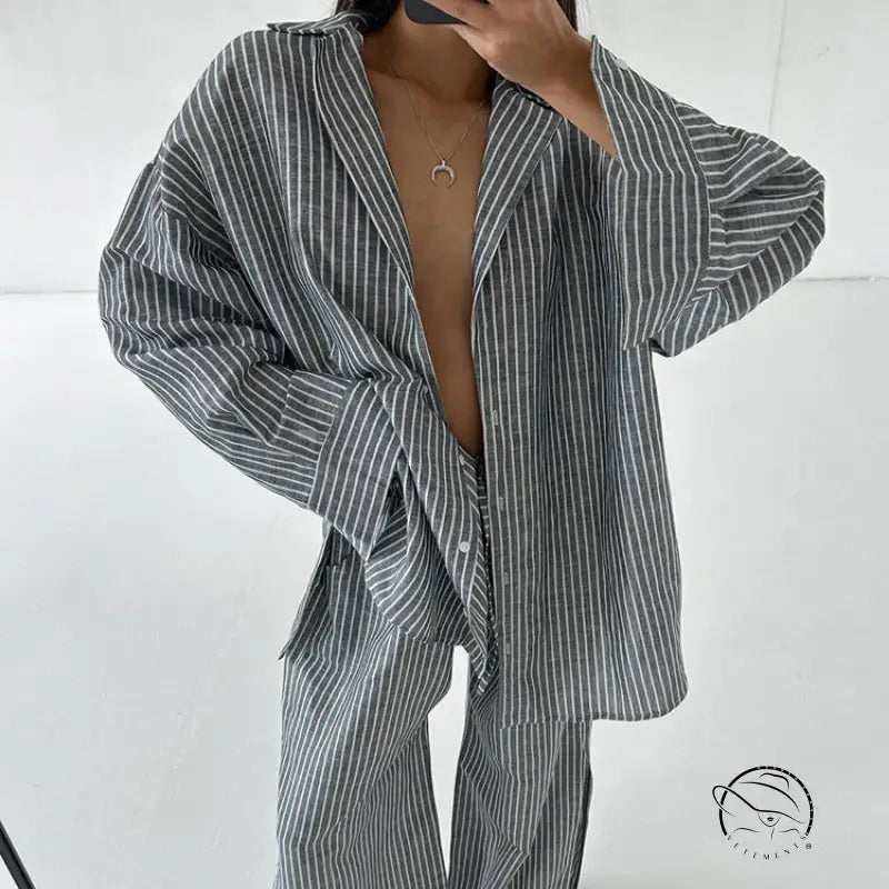 Langry fashion loose gray white striped button-up shirt with wide sleeves