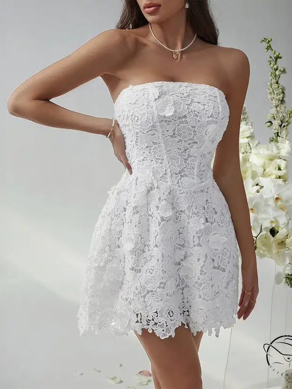 Beautiful short dress evening strapless lace in white