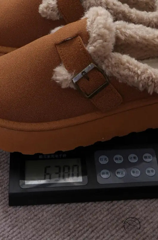 Brown faux-suede Langry fashion slipper with buckle in casual thermal cotton