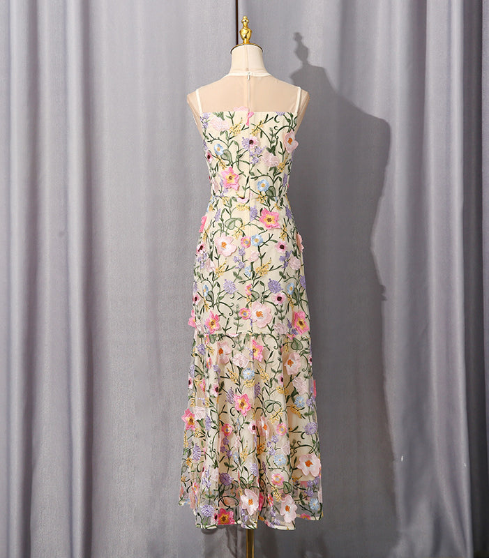 Elegant Langry fashion off-white floral dress with fishtail hem mesh stitching